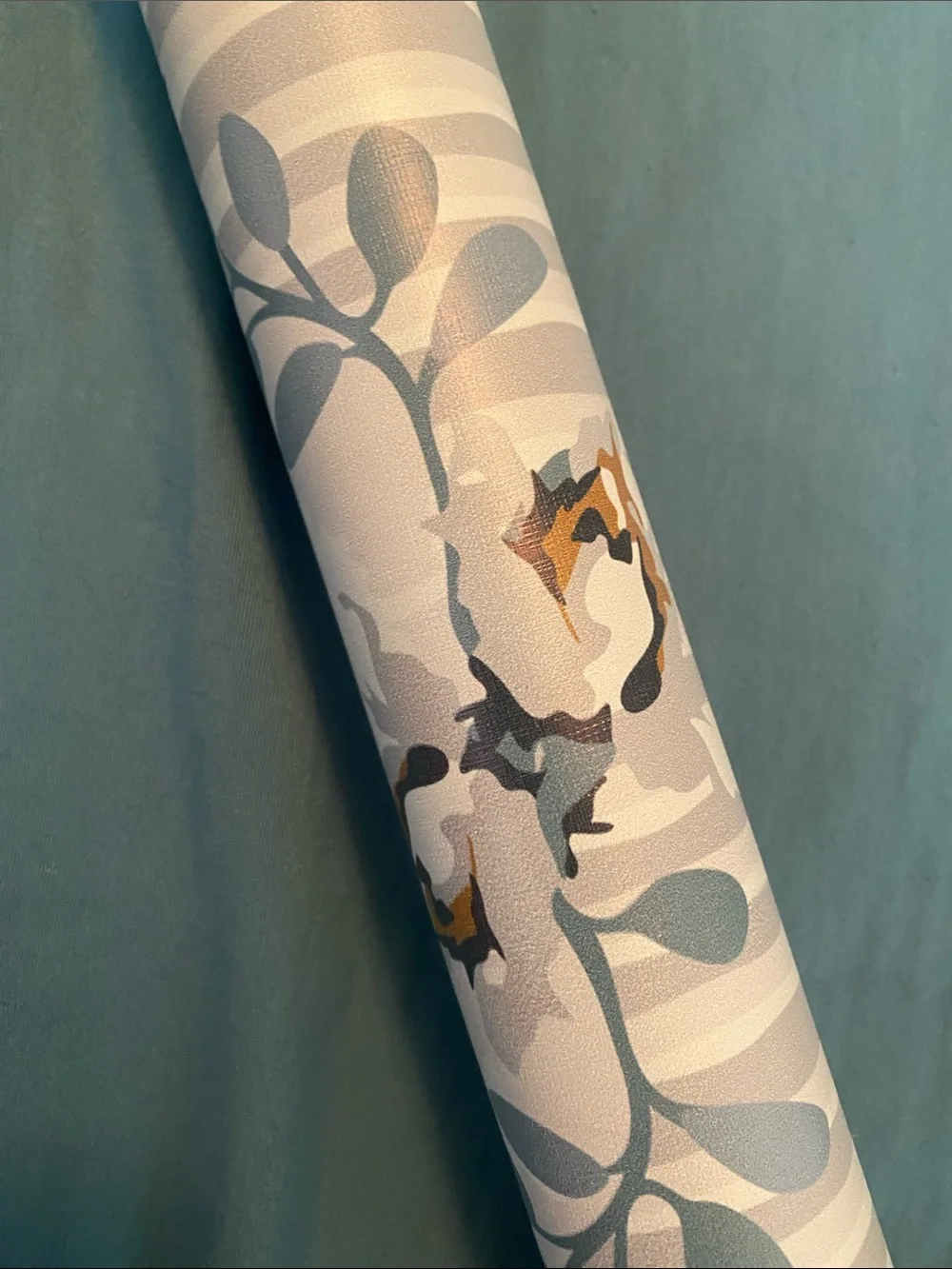 Floral Vine Wallpaper Roll in Blue and White NWOT
